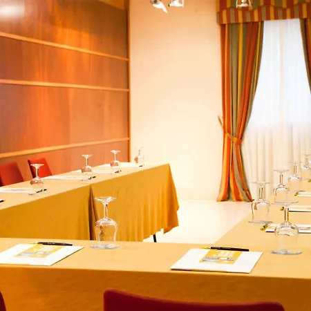 Sercotel Tres Luces Otel