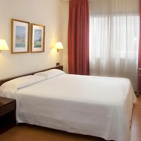 Sercotel Tres Luces 호텔 3*