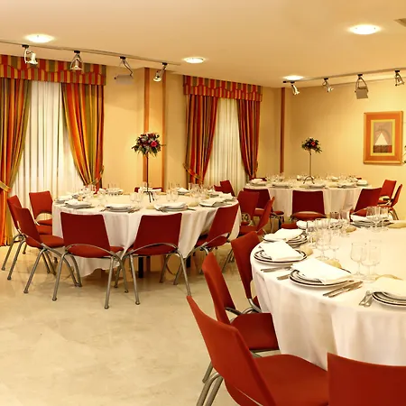 Sercotel Tres Luces Szálloda 3*
