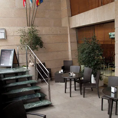 Sercotel Tres Luces فندق