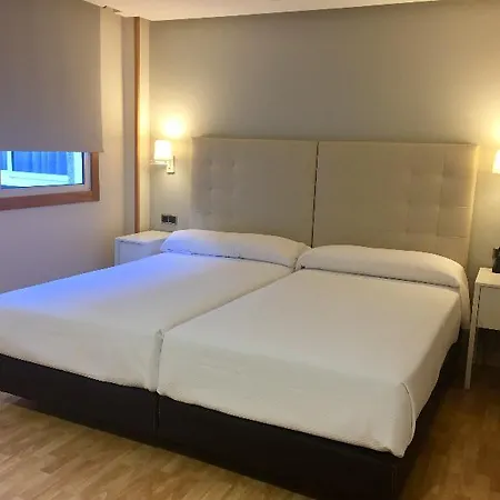 호텔 Sercotel Tres Luces