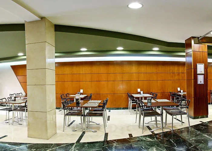 ホテル Sercotel Tres Luces ヴィーゴ