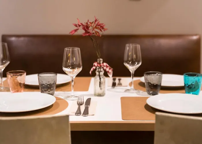 ホテル Sercotel Tres Luces