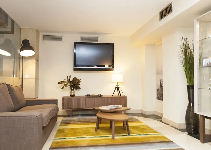 ホテル Sercotel Tres Luces ヴィーゴ